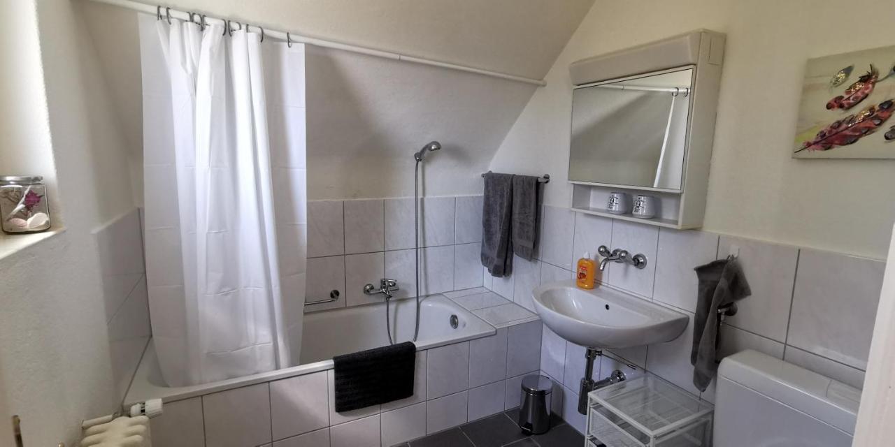 Helvetia 2 Zimmer Apartment Mit Parkplatz Zürich Exteriör bild